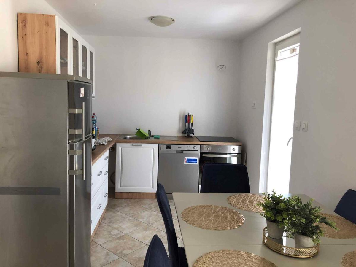 Holiday Home In Klimno - Insel Krk 42238 Eksteriør billede
